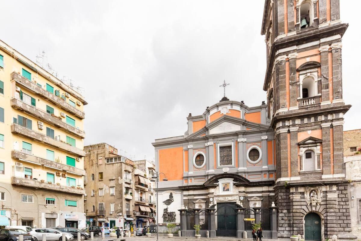 Al 31 Apartment Napoli Bagian luar foto