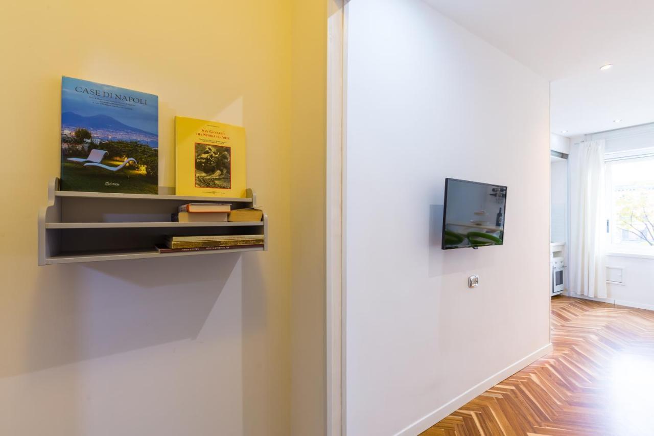 Al 31 Apartment Napoli Bagian luar foto