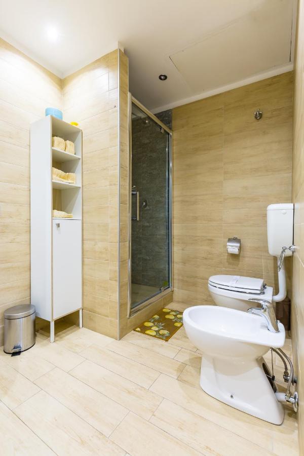 Al 31 Apartment Napoli Bagian luar foto