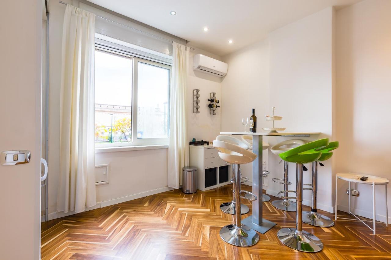 Al 31 Apartment Napoli Bagian luar foto