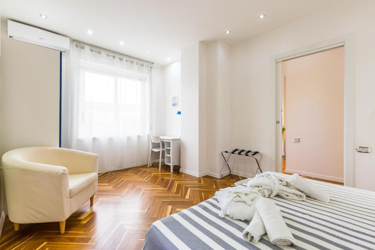 Al 31 Apartment Napoli Bagian luar foto