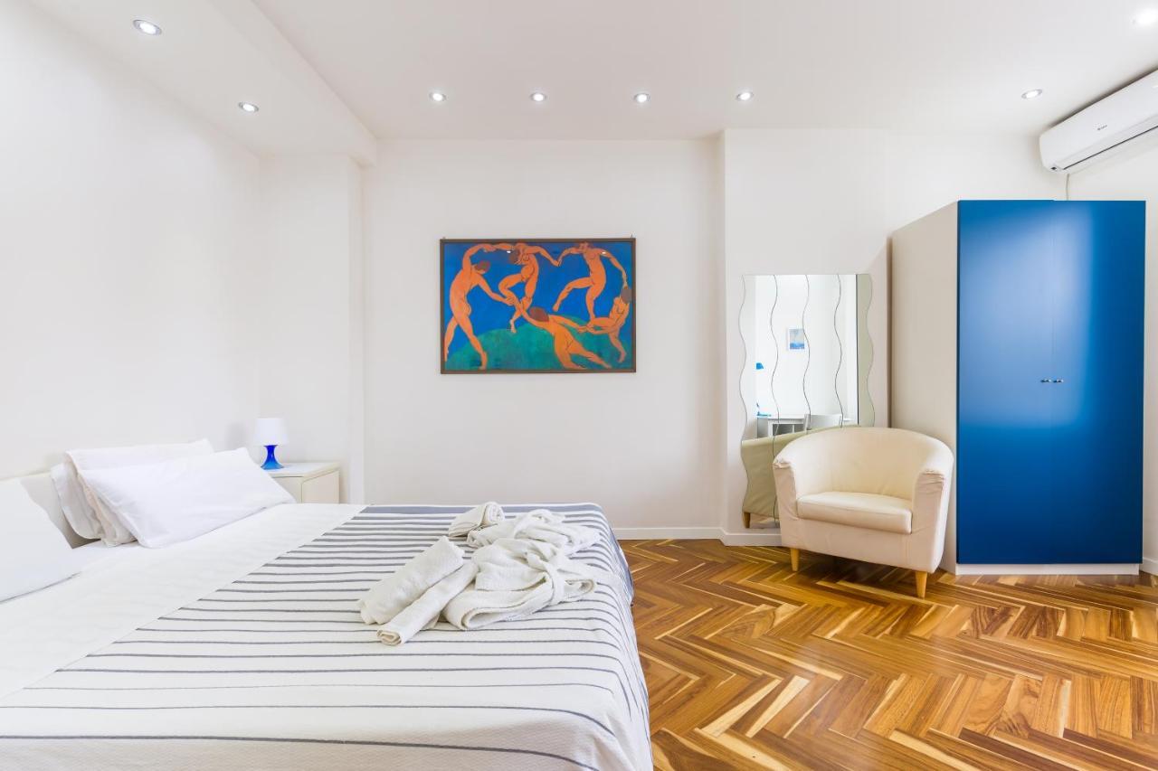 Al 31 Apartment Napoli Bagian luar foto