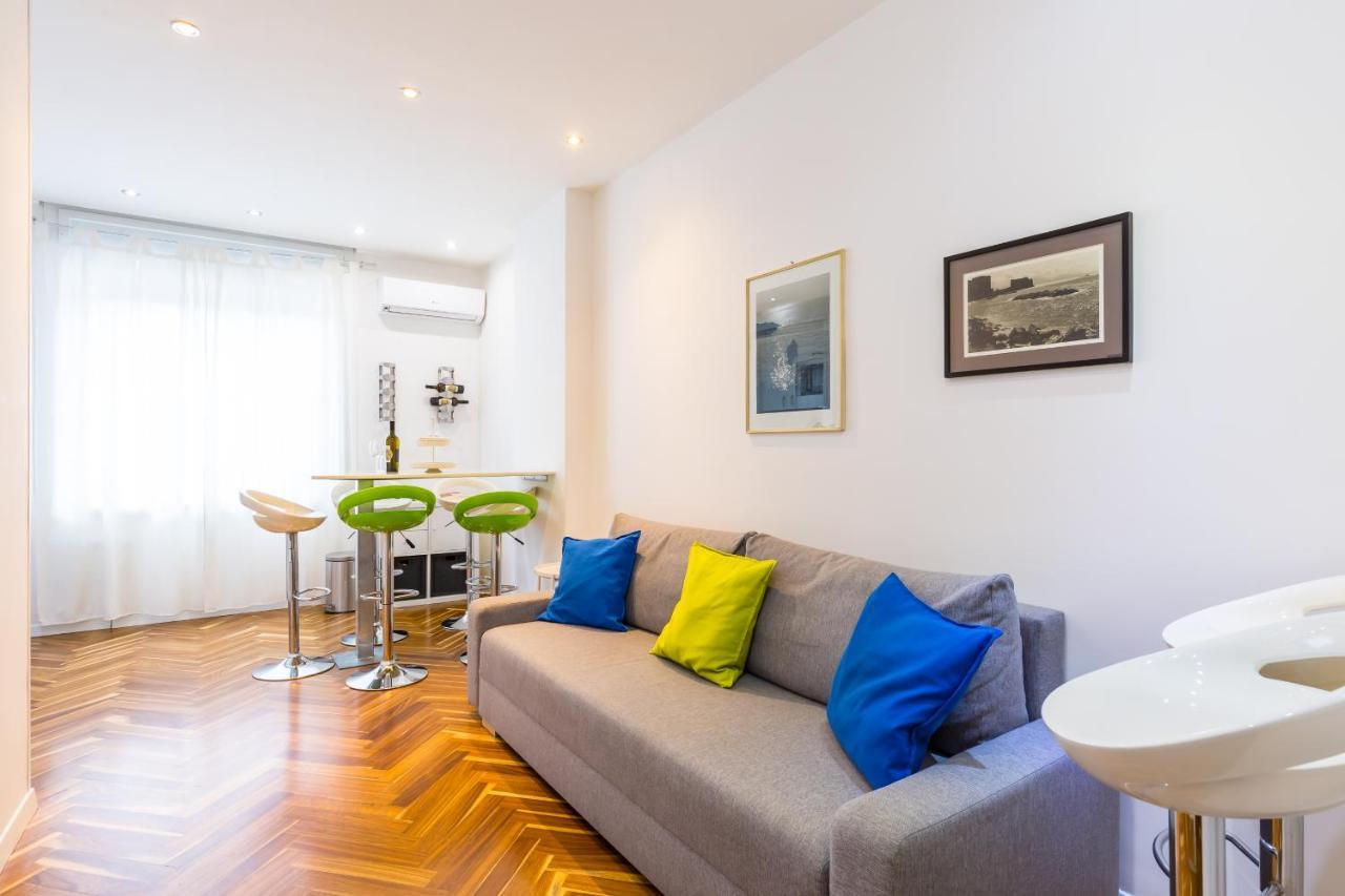 Al 31 Apartment Napoli Bagian luar foto